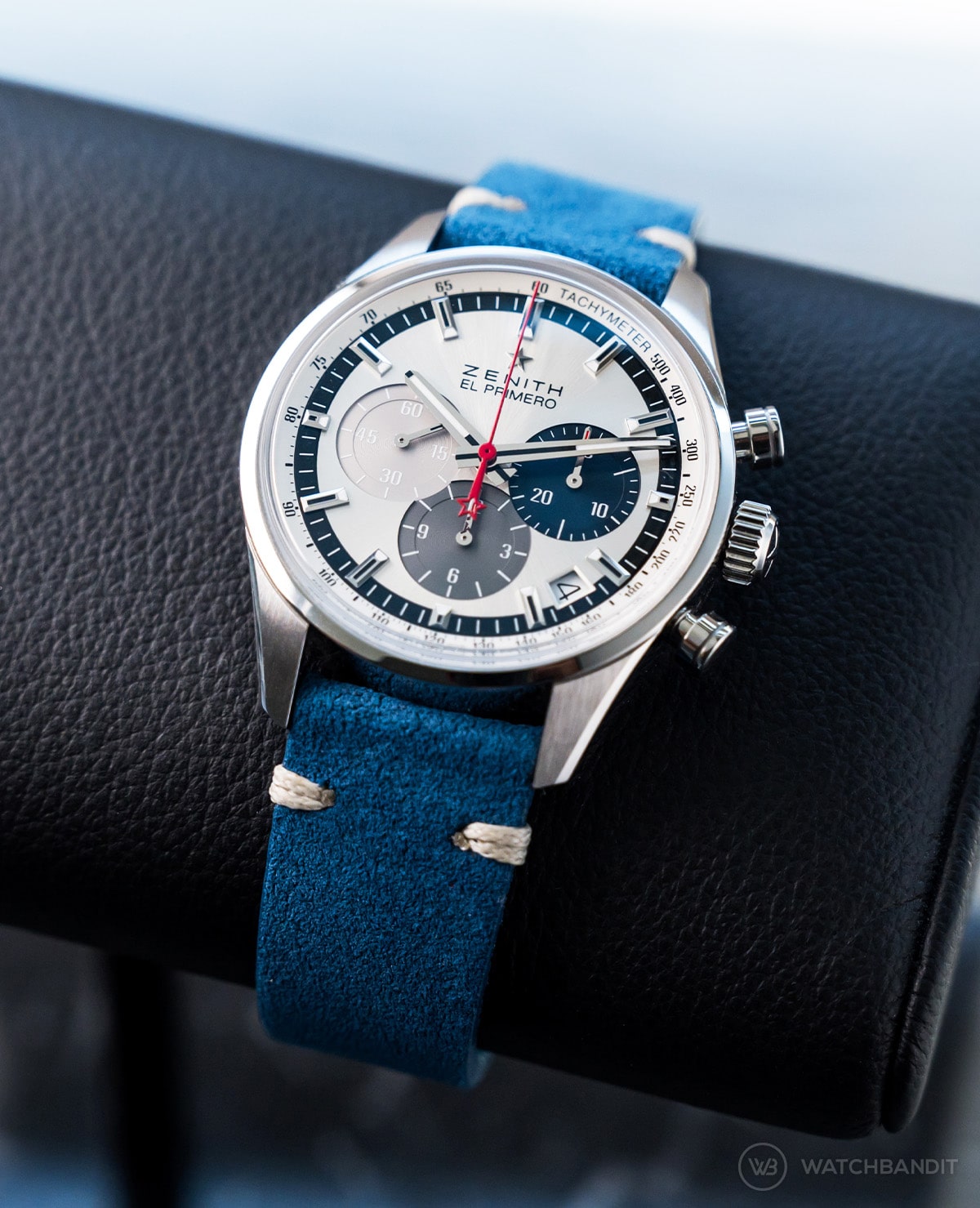Zenith-El-Primero-Blue-Suede-Leatherstrap-Watchbandit-min Zenith-El-Primero-Blue-Suede-Leatherstrap-Watchbandit-min