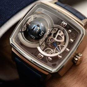 Hautlence HL Sphere watch front