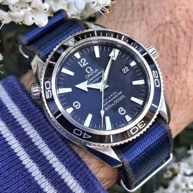 Omega Seamaster Professional blau Nato WB Original von @apiacreations