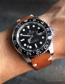 Rolex GMT Master II am braunen Vintagelederarmband von Watchbandit