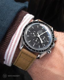 Omega Speedmaster an Canvas Uhrennarmband Beige von Watchbandit
