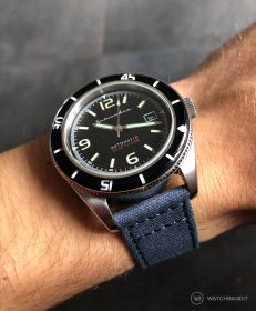 Spinnaker Fleuss SP-5055-02 am blauen Canvas von WatchBandit