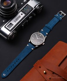 NOMOS Club Campus dunkel wildlederarmband blau
