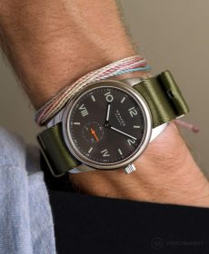 NOMOS Club Campus dunkel premium NATO uhrenarmband grün Watchbandit