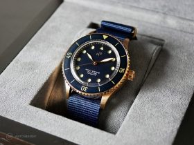 About Vintage - 1926 "At'Sea" Automatic - Rose Gold / Blue Vintage - Box
