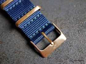 About Vintage - 1926 "At'Sea" Automatic - Rose Gold / Blue Vintage - Clasp