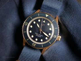 About Vintage - 1926 "At'Sea" Automatic - Rose Gold / Blue Vintage