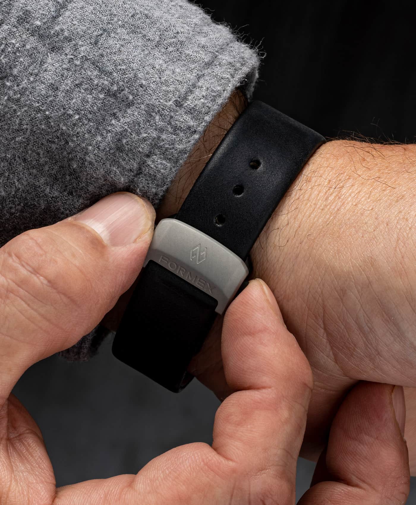 Formex FIELD Automatic - patented clasp with fine adjustment for leather straps-min Formex FIELD Automatic - patented clasp with fine adjustment for leather straps