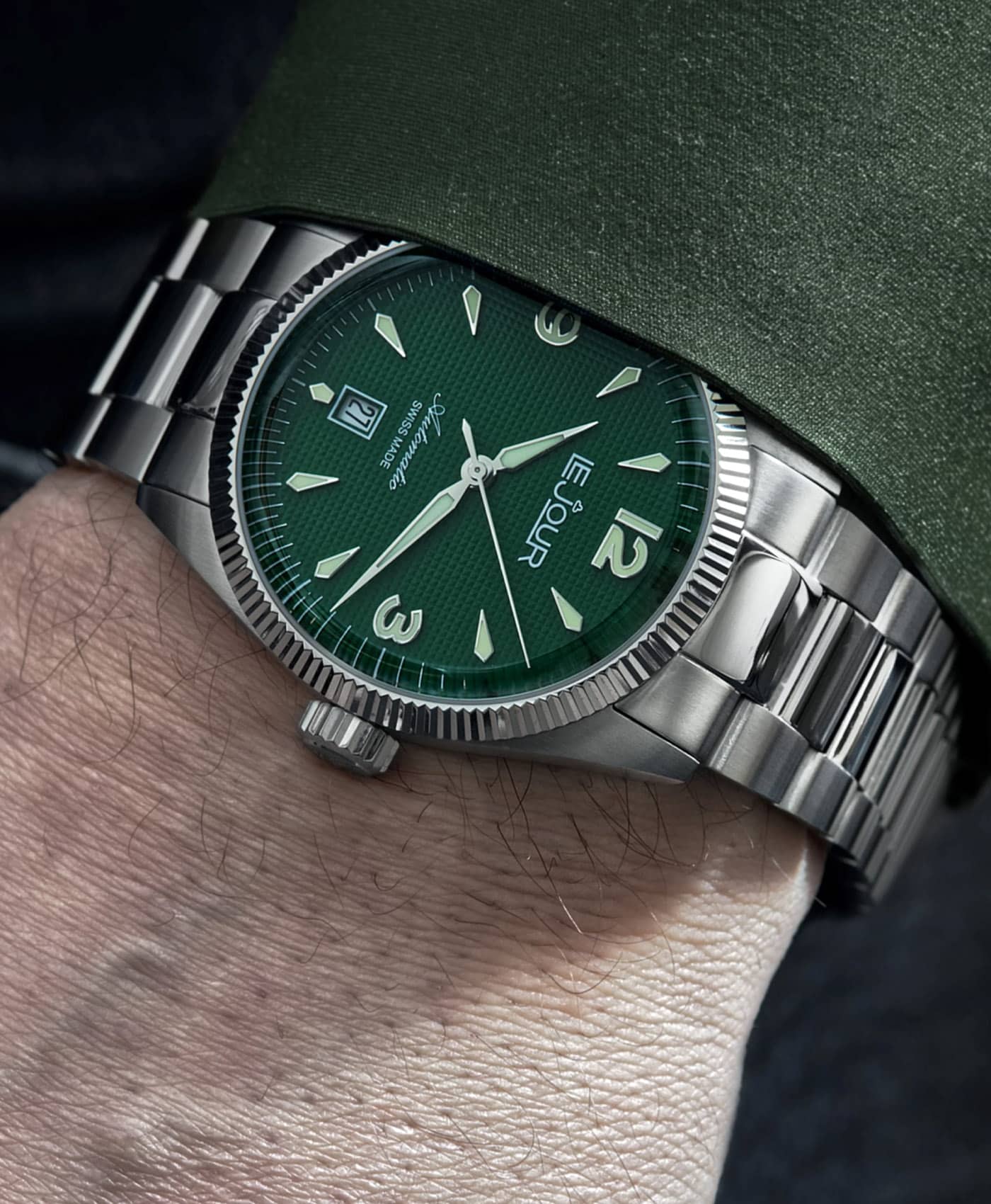 Le Jour-BROOKLYN-LJ-BR-003-wrist shot-min Le Jour-BROOKLYN-LJ-BR-003-wrist shot-min