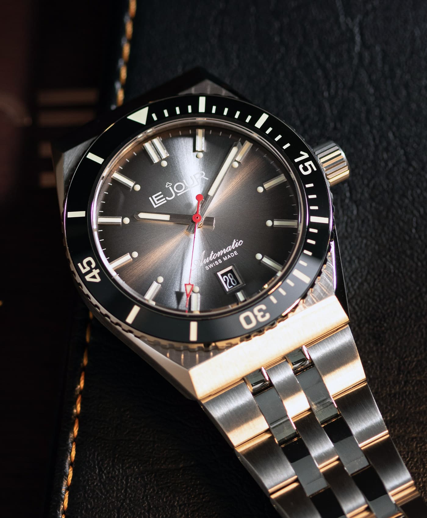 Le Jour - Delmare - LJ-DM-001-mood-min Le Jour - Delmare - LJ-DM-001-mood-min