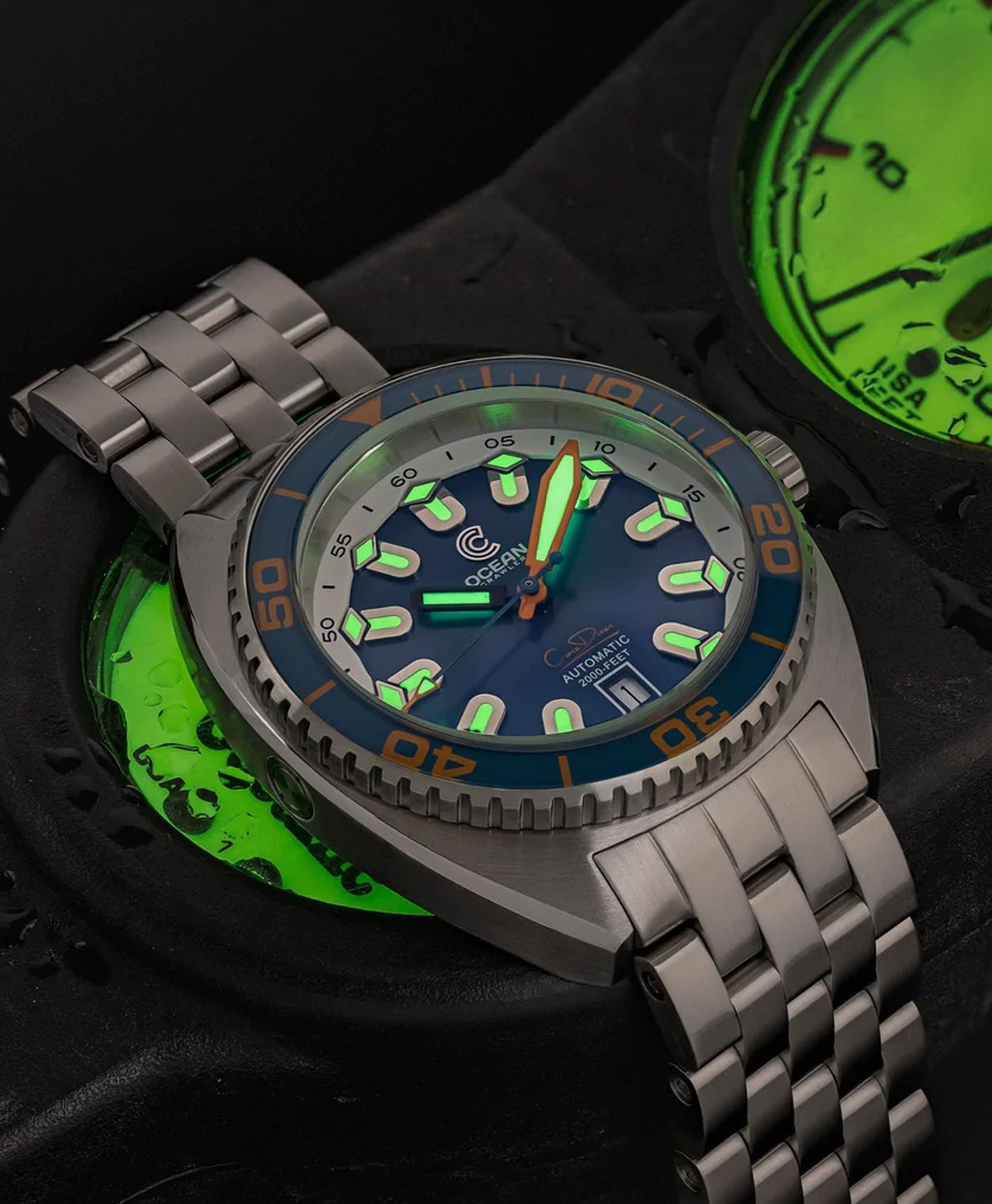 Ocean Crawler Core Diver V4 - Blue Orange-lume shot-min Ocean Crawler Core Diver V4 - Blue Orange-lume shot-min