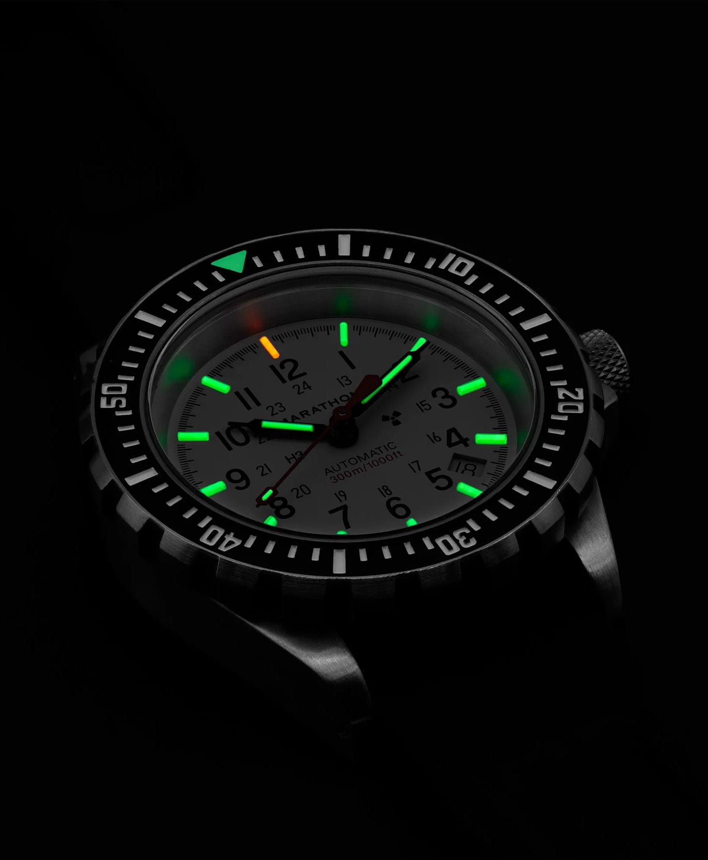 Marathon-41mm-Artic-Edition-Large-Divers-Automatic-GSAR-lume-min Marathon-41mm-Artic-Edition-Large-Divers-Automatic-GSAR-lume-min