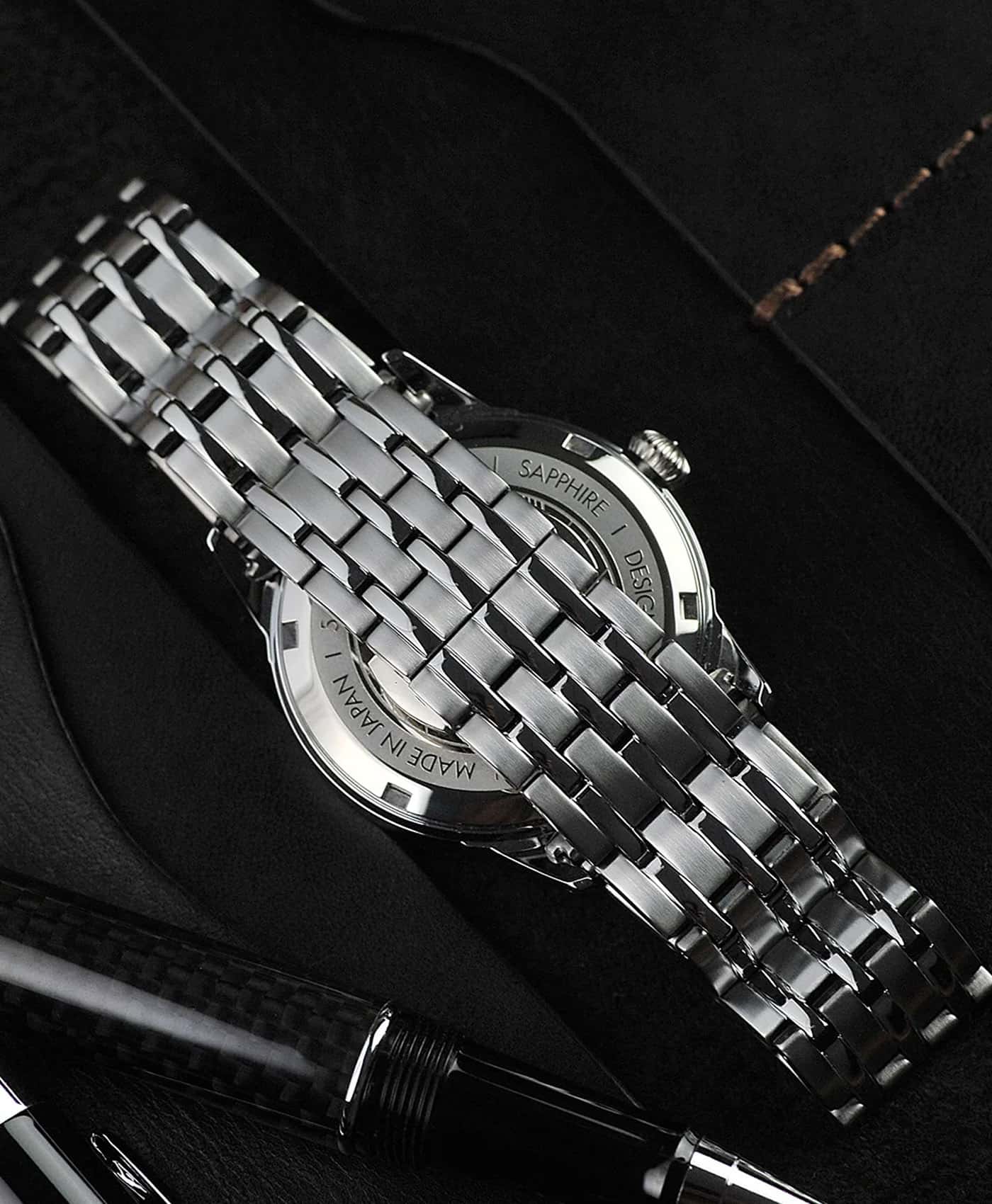 Vario - True GMT - Metal Bracelet-min Vario - True GMT - Metal Bracelet-min