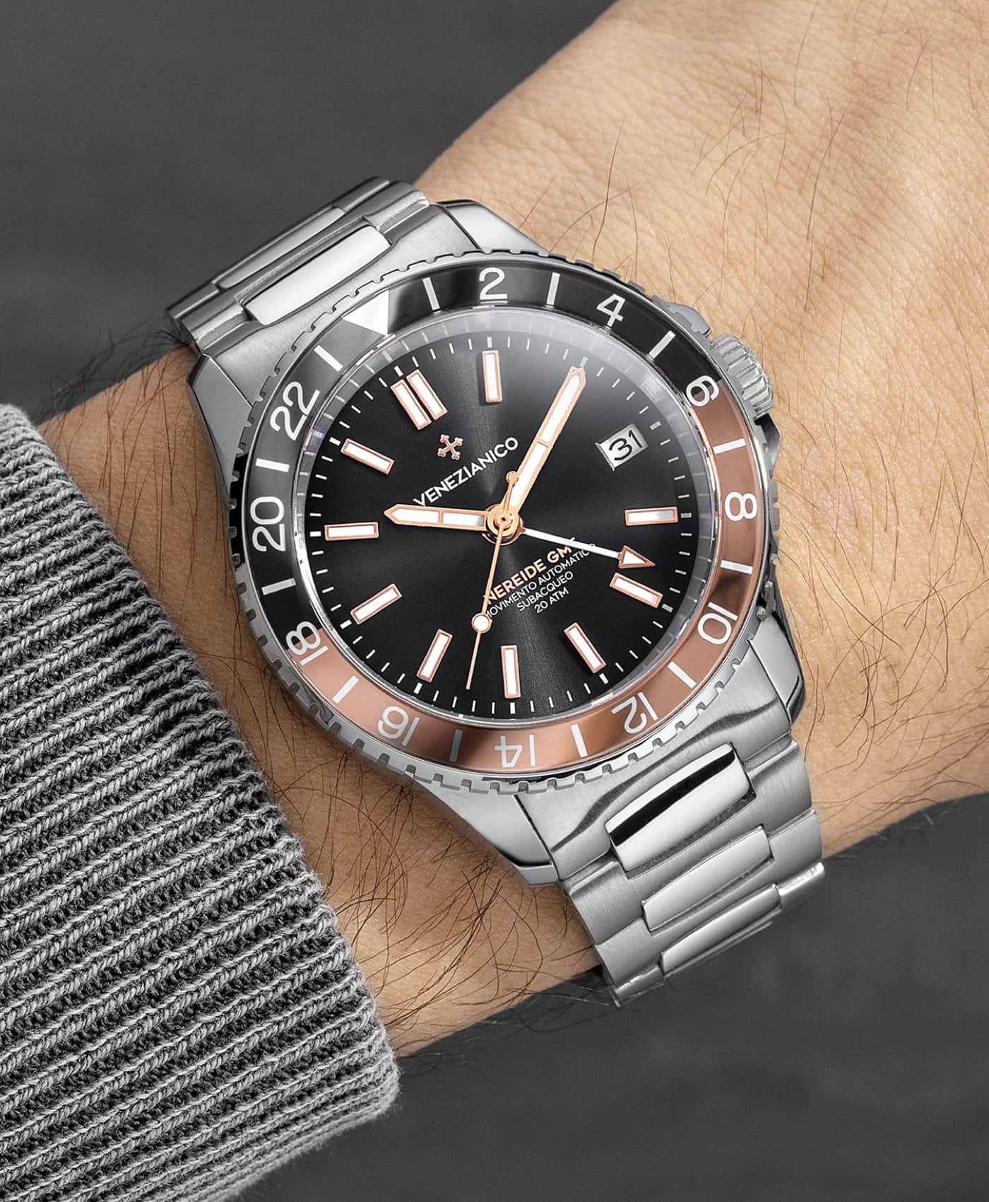 Venezianico - Nereide 39 - GMT - 3521504C-wristshot-min Venezianico - Nereide 39 - GMT - 3521504C-wristshot-min