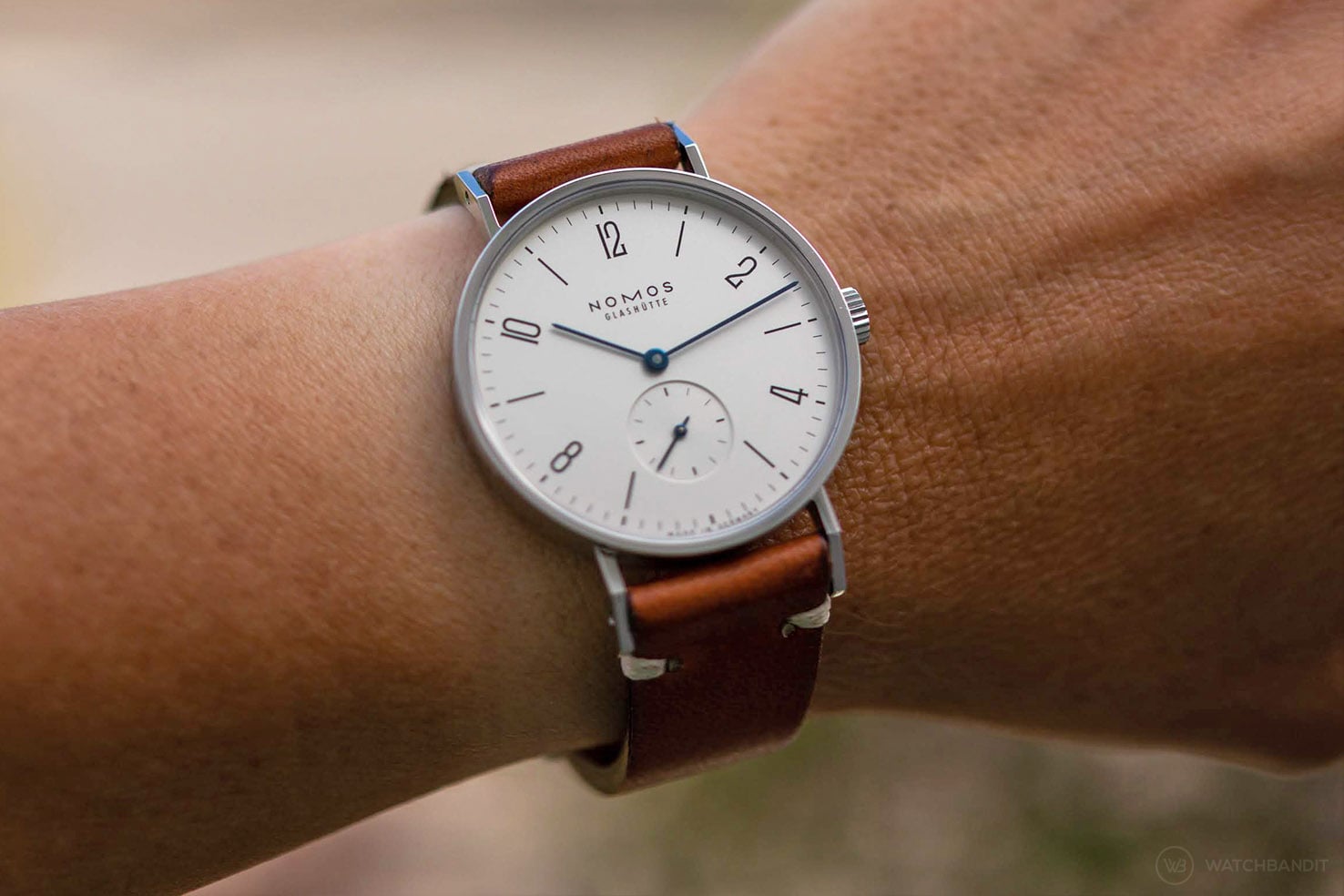 NOMOS_Tangente_brown_vintage-leather_strap_watchbandit-min