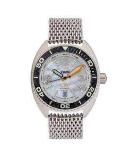 Ocean Crawler Core Diver - White Mother of Pearl - Carbon Fiber Bezel