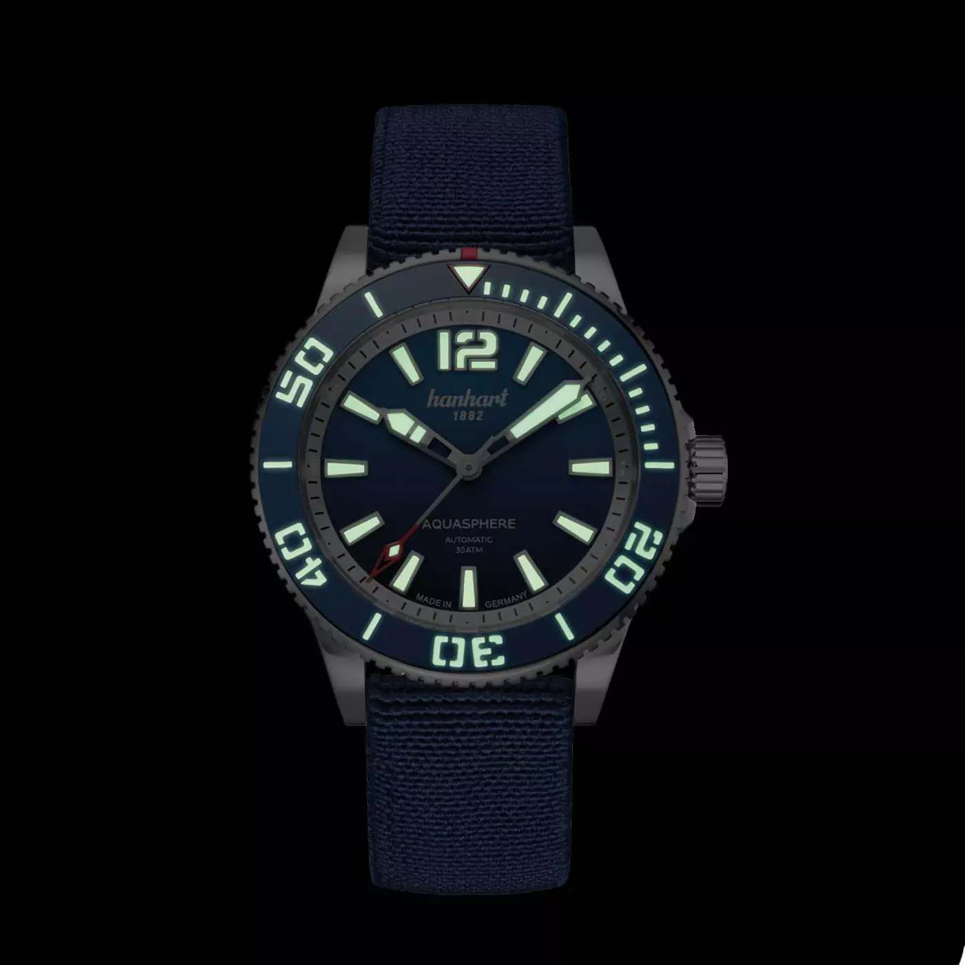 hanhart-aquasphere-ocean-fade-42mm-blue-bezel-textile-strap-lume hanhart-aquasphere-ocean-fade-42mm-blue-bezel-textile-strap-lume