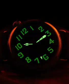 vario-trench-black-dial-with-white-lume-37mm-lume