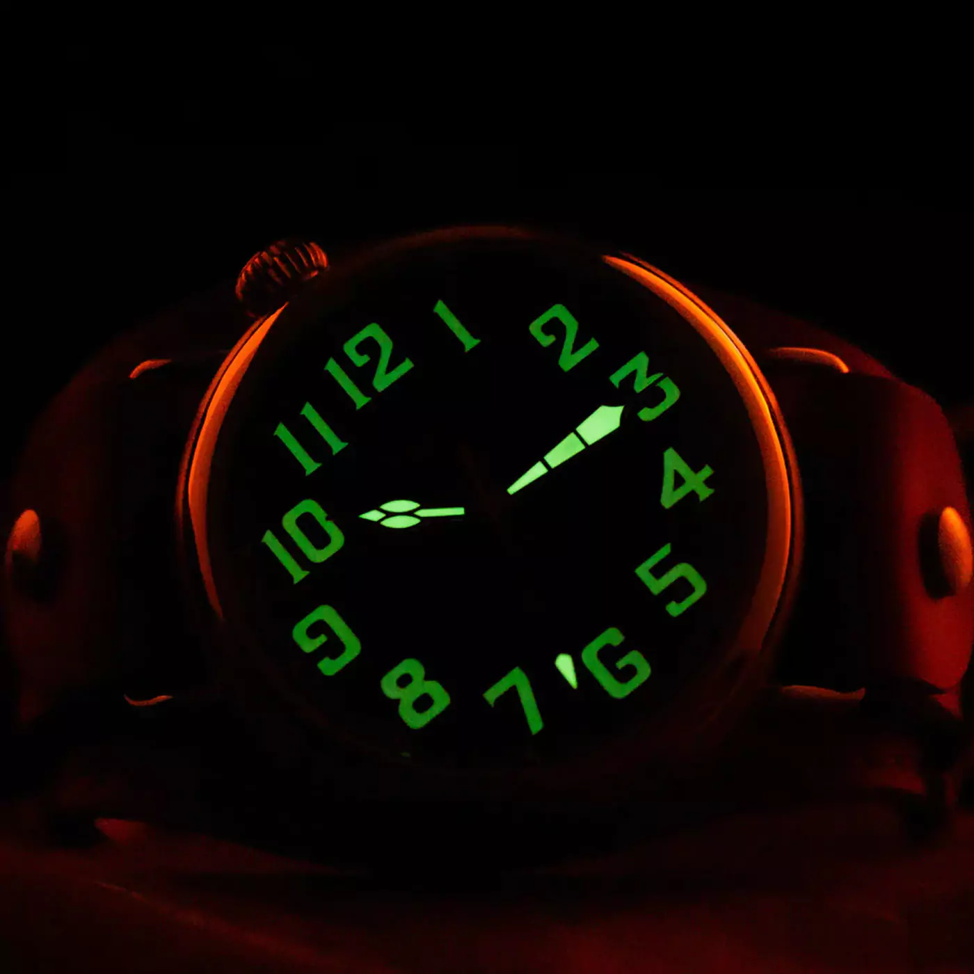 vario-trench-black-dial-with-white-lume-37mm-lume vario-trench-black-dial-with-white-lume-37mm-lume