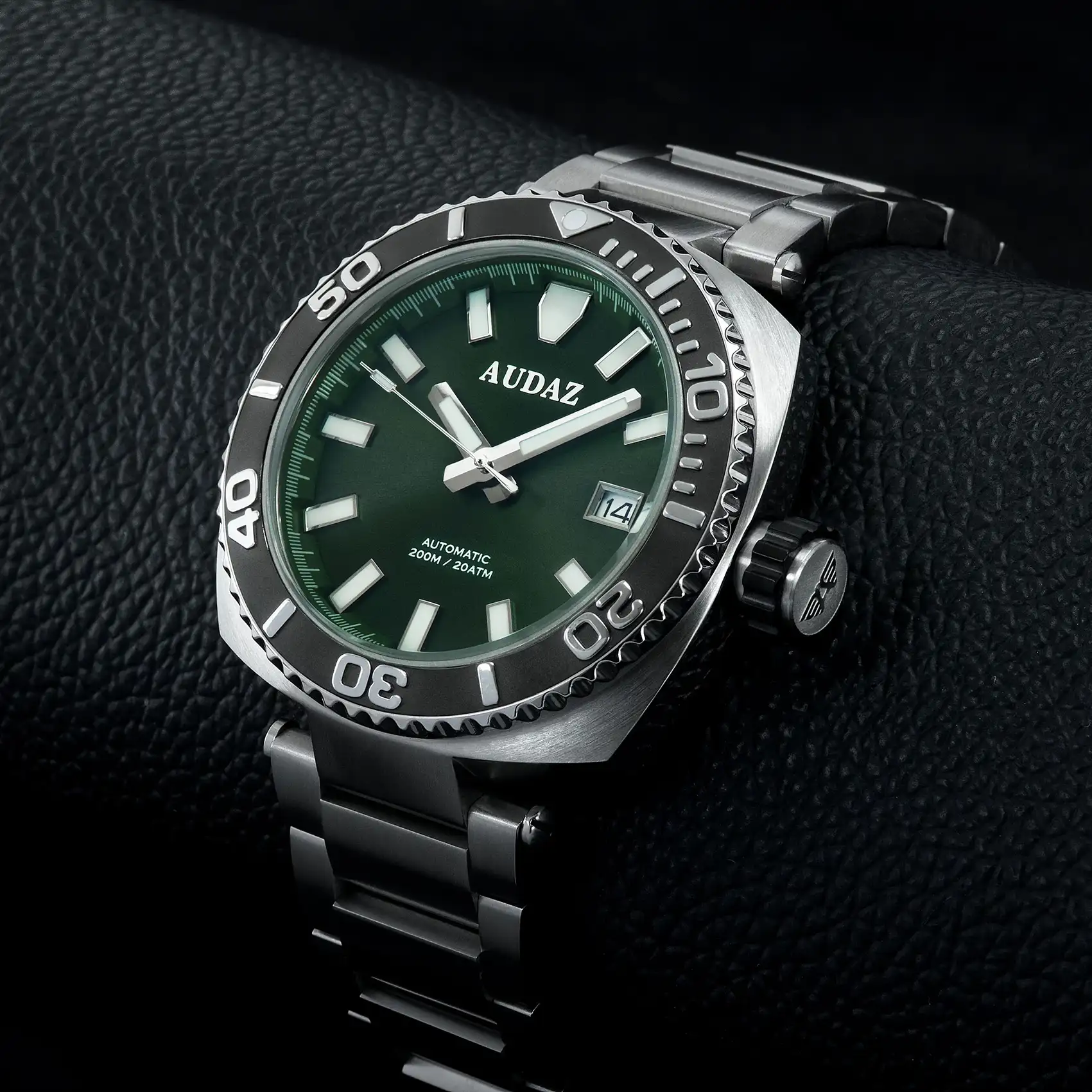 GreenKingRayAngle01v2A_5000x Audaz King Ray ADZ-3040-04