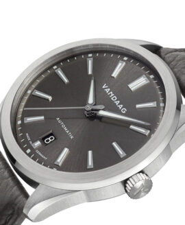 Vandaag - Baas - Balance - Leather Bracelet - Black Date - close up