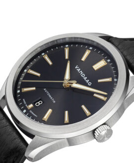 Vandaag - Baas - Gold-Kraft - Leather Bracelet - Black Date - close up